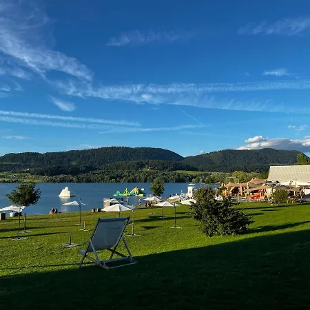 База отдыха Premium Mobile Eden Веленье