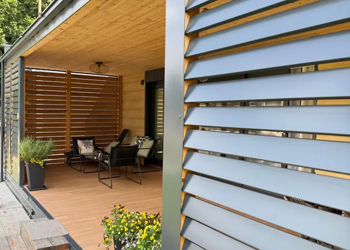 База отдыха Premium Mobile Eden Веленье